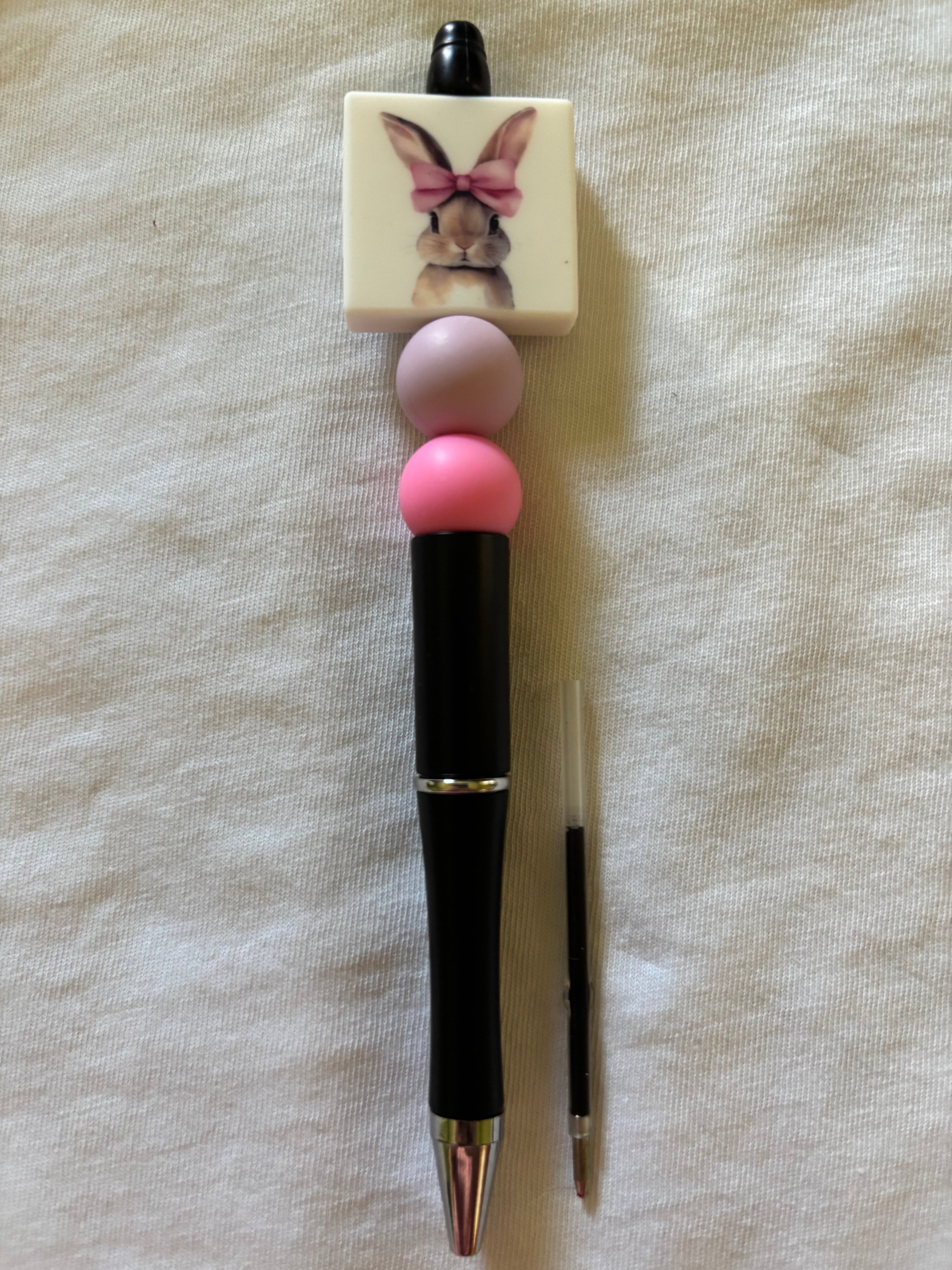 Bunny with Bow Pen
